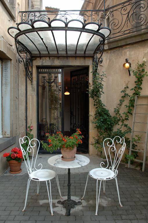 Hotel La Maison De Mariecamille Saint-Germain-Lembron Exteriér fotografie